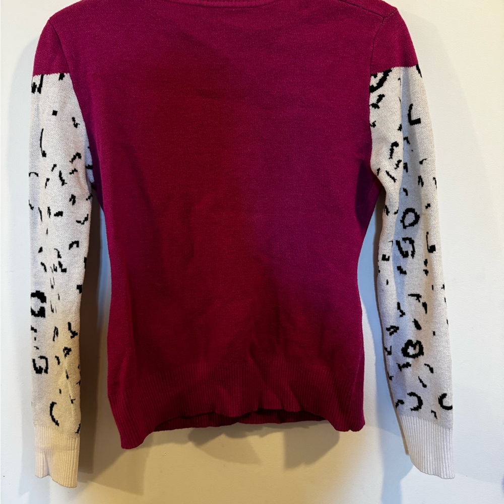 Leopard Sweater - Picture 3 of 3